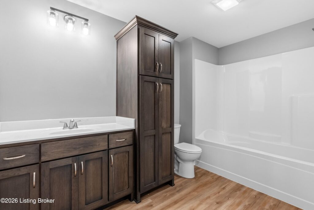 Clayton bath